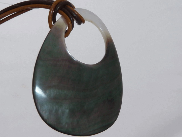 collier_cuir-cascade_perles_49.jpg